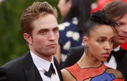 Robert Pattinson và FKA Twigs phấn khích vì đám cưới