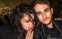 Selena Gomez say đắm đôi mắt bạn trai