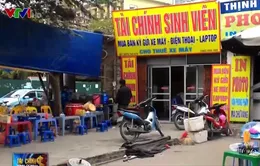 Vay nặng lãi, sinh viên “khổ sở” trả nợ