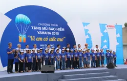 Hải Dương: Trao tặng 10.000 mũ bảo hiểm cho học sinh tiểu học