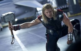 Thử sức với búa Mjolnir của Thor ngoài đời thực