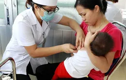 Hơn 2.500 trẻ đã được tiêm vaccine Quinvaxem tại điểm tiêm dịch vụ