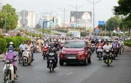 Ô tô, xe máy có thể được vượt tốc độ tối đa 10 km/h