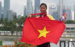 SEA Games 28: Trương Thị Phương nghẹn ngào với HCV môn Canoeing
