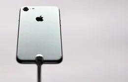 Dân Mỹ mua iPhone 7 giá tốt nhất mất bao nhiêu tiền?