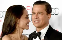 Brad Pitt lặng người khi biết Angelina Jolie đòi ly dị