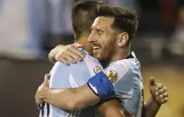 VIDEO Argentina 5-0 Panama: Vừa vào sân, Messi lập ngay hattrick