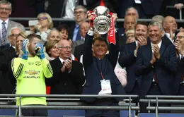 Vừa vô địch FA Cup, Van Gaal lập tức bị Man Utd sa thải?