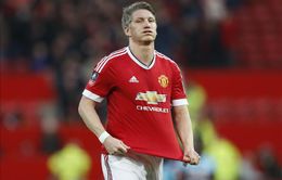 Mourinho phũ phàng "đày" Schweinsteiger xuống đội trẻ