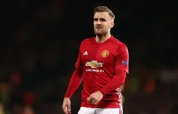 Huyền thoại Man Utd khuyên Luke Shaw rời Old Trafford