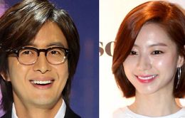 Vợ chồng Bae Yong Joon lại hứng “gạch đá”