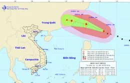 Bão Megi có gió giật cấp 17 đang tiến nhanh vào đất liền