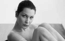 Siêu mẫu của năm 2016 khoe vẻ sexy u sầu