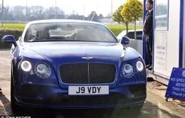 Vừa được tăng lương, Vardy tậu ngay siêu xe Bentley