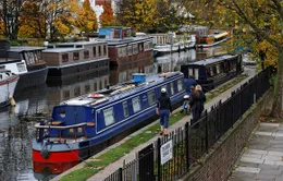 Nhà thuyền - Giải pháp thời "bão giá" bất động sản tại London