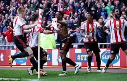 Sunderland chơi trận hay nhất mùa, Newcastle sắp "dắt tay" Norwich xuống hạng