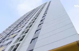 Bé trai rơi từ tầng 11 chung cư Linh Đàm đã ở nhà một mình