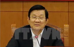 Chủ tịch nước gặp gỡ các chiến sĩ cách mạng bị địch bắt