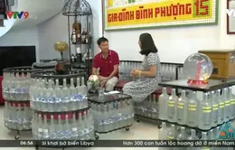 Ngôi nhà “cho lại” và những tác phẩm từ chai lọ