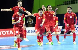 ĐT Futsal Việt Nam đá trận ra quân trong trang phục đỏ truyền thống