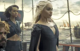 Đây là cách "mẹ Rồng" Emilia Clarke chia tay Game of Thrones