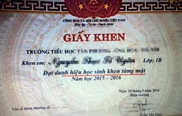 Hà Nội: Thu hồi 149 giấy khen "từng mặt" tại Ứng Hòa