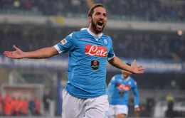 Rộ tin Higuain chuyển sang Juventus