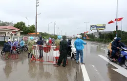 Quảng Ninh: Cấm xe máy, xe thô sơ qua cầu Bãi Cháy