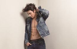 Ji Chang Wook khoe thân hình không thể nóng bỏng hơn