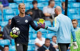 Joe Hart cười rạng rỡ trong trận cầu "chia tay" Man City