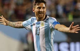 NÓNG: Leo Messi chính thức tuyên bố trở lại ĐTQG Argentina