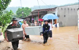 Thủ tướng yêu cầu tập trung ứng phó, khắc phục hậu quả mưa lũ