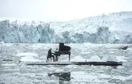 Nghệ sĩ piano nổi tiếng Italy biểu diễn tại Bắc Cực