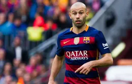 Barcelona thông báo gia hạn với Mascherano theo cách "khó đỡ"