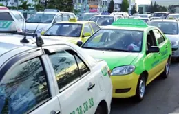 Từ 27/2, các hãng taxi ở TP.HCM bắt đầu giảm cước