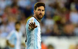 Tân HLV ĐT Argentina giải thích lí do Messi quay lại