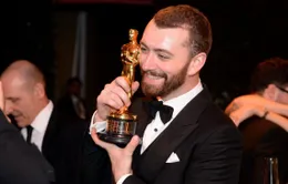 Sam Smith cảm thấy tồi tệ khi trình diễn tại Oscar 2016