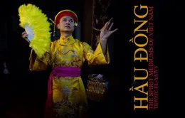 Nhiếp ảnh gia Mỹ xuất bản sách về nghi lễ Hầu đồng
