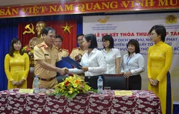 Từ 15/7, thu tiền phạt và chuyển phát giấy tờ qua đường bưu điện