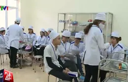 Các trường Trung cấp Y dược trước nguy cơ xóa sổ