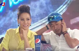 Vietnam Idol: Thu Minh sợ hãi, Quang Dũng bịt tai trước chàng trai cơ bắp