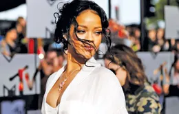 Rihanna hạnh phúc khi được nhận giải thưởng mang tên Michael Jackson