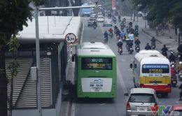 Tranh cãi về hiệu quả của xe bus nhanh BRT Hà Nội: Chưa có hồi kết