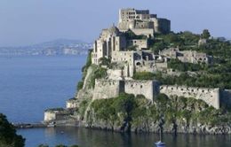 Italy ban bố tình trạng khẩn cấp sau trận động đất ở đảo Ischia