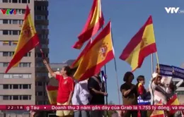 Catalonia chìm trong nguy cơ hỗn loạn và đối đầu