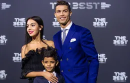 Ngắm nhan sắc rực rỡ của bạn gái mới Ronaldo tại lễ trao giải The Best