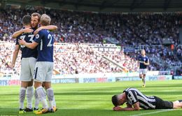 Newcastle 0-2 Tottenham: Buồn ngủ gặp chiếu manh