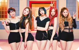 Sau đêm nhạc MBC Music K-plus đáng quên, EXID quay lại biểu diễn ở phố đi bộ