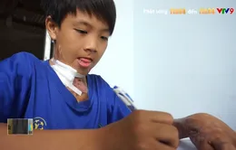 Cảm thương số phận thiệt thòi của cậu bé "cóc"
