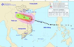 Các tỉnh miền Trung cho học sinh nghỉ học tránh bão